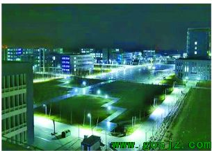 石家庄医学高等专科学校夜景.png