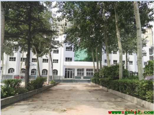 石家庄白求恩医学院井陉校区教学楼.png