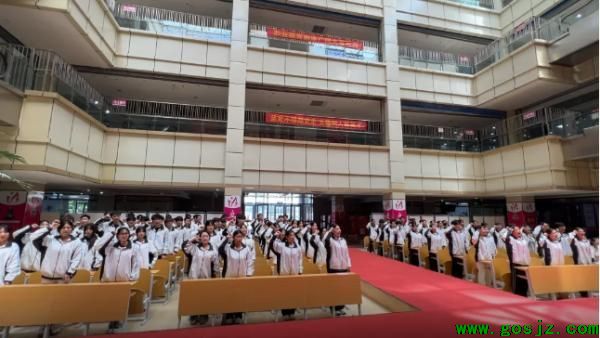 石家庄天使护士学校2025届对口高考生宣誓