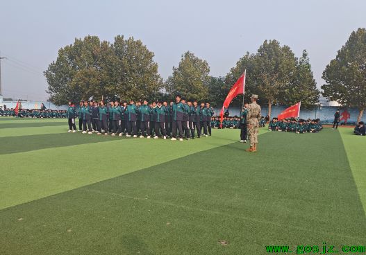 石家庄白求恩医学院军训汇演05.png