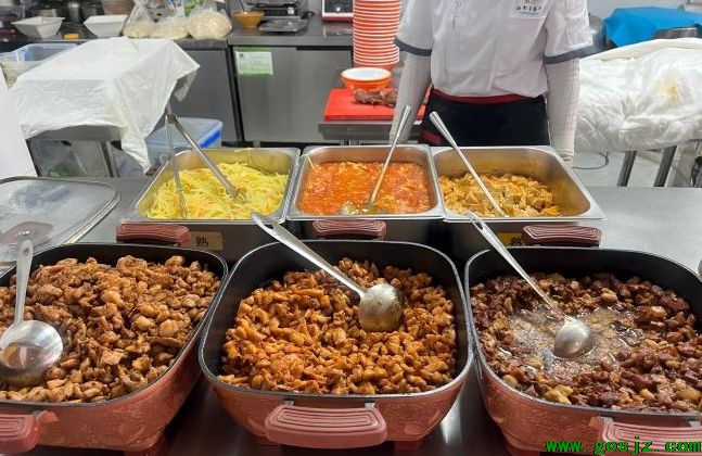 河北同仁医学院一个月吃饭多少钱02.png 河北同仁医学院一个月吃饭多少钱02.png